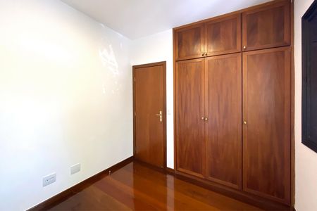 Apartamento para alugar com 110m², 3 quartos e 2 vagasQuarto 2