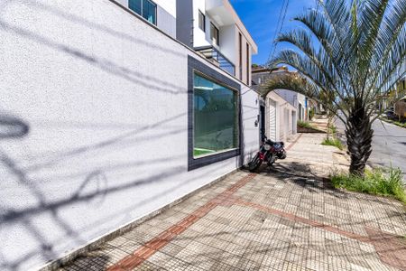 Apartamento para alugar com 190m², 3 quartos e 3 vagasFachada
