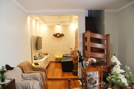 Sala  de casa à venda com 3 quartos, 131m² em Vila Silveira, Guarulhos