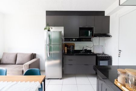 Sala - Cozinha de apartamento para alugar com 2 quartos, 32m² em Jardim Celeste, São Paulo