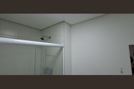 Banheiro  de kitnet/studio para alugar com 1 quarto, 37m² em Vila Angelina, São Bernardo do Campo