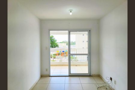 Sala  de apartamento à venda com 2 quartos, 71m² em Vila Antonieta, Guarulhos