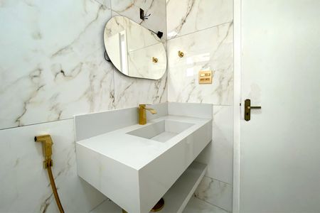 Apartamento para alugar com 100m², 2 quartos e sem vaga Apartamento para alugar com 100m², 2 quartos e sem vagaBanheiro