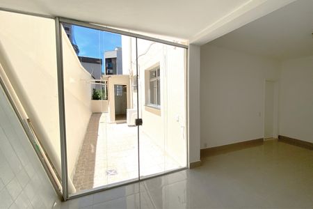 Apartamento para alugar com 100m², 2 quartos e sem vaga Apartamento para alugar com 100m², 2 quartos e sem vagaSala de Jantar