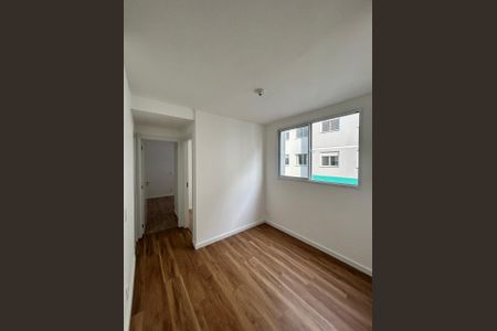 Sala  de apartamento para alugar com 2 quartos, 37m² em Jurubatuba, São Paulo