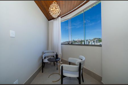 VARANDA de apartamento à venda com 2 quartos, 140m² em Estoril, Belo Horizonte