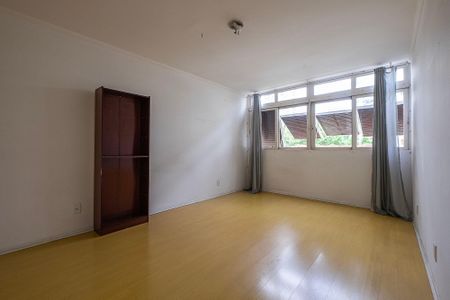 Quarto 1 de apartamento à venda com 2 quartos, 90m² em Pinheiros, São Paulo