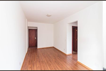 Apartamento à venda com 2 quartos, 60m² em Horto, Belo Horizonte