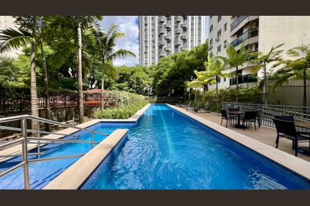 Apartamento para alugar com 72m², 1 quarto e 2 vagas Apartamento para alugar com 72m², 1 quarto e 2 vagasPiscina