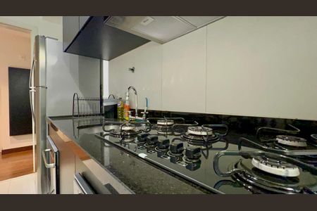 Apartamento para alugar com 72m², 1 quarto e 2 vagas Apartamento para alugar com 72m², 1 quarto e 2 vagasCozinha