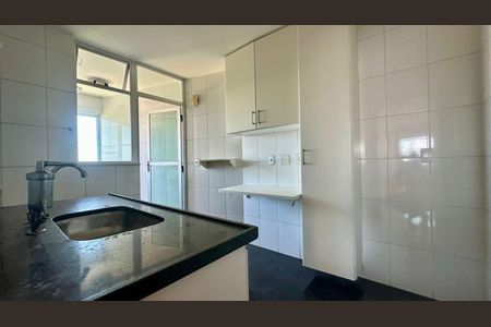 Apartamento para alugar com 65m², 2 quartos e 1 vaga Apartamento para alugar com 65m², 2 quartos e 1 vagaCozinha