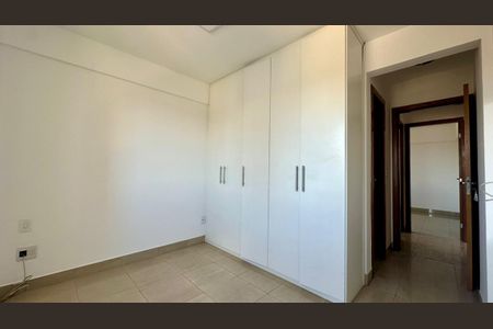 Apartamento para alugar com 65m², 2 quartos e 1 vaga Apartamento para alugar com 65m², 2 quartos e 1 vagaQuarto