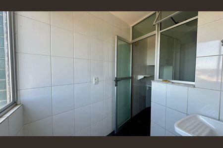 Apartamento para alugar com 65m², 2 quartos e 1 vaga Apartamento para alugar com 65m², 2 quartos e 1 vagaÁrea de serviço