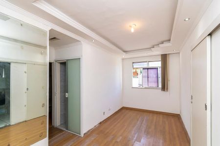 Sala de apartamento para alugar com 2 quartos, 48m² em Irajá, Rio de Janeiro