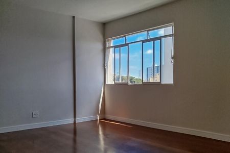 Sala de apartamento à venda com 2 quartos, 65m² em Sion, Belo Horizonte