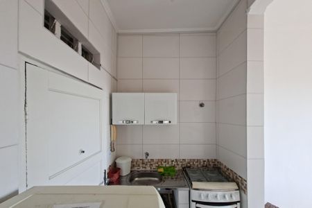 Cozinha  de kitnet/studio para alugar com 0 quarto, 28m² em Cidade Ocian, Praia Grande