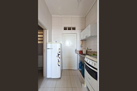 Cozinha  de kitnet/studio para alugar com 0 quarto, 28m² em Cidade Ocian, Praia Grande