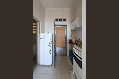 Cozinha  de kitnet/studio para alugar com 0 quarto, 28m² em Cidade Ocian, Praia Grande