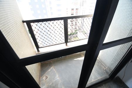 Sala - Sacada de apartamento à venda com 1 quarto, 55m² em Centro, Campinas