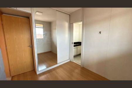 Apartamento para alugar com 84m², 2 quartos e 2 vagas Apartamento para alugar com 84m², 2 quartos e 2 vagasQuarto