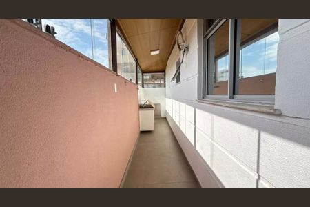 Apartamento para alugar com 84m², 2 quartos e 2 vagas Apartamento para alugar com 84m², 2 quartos e 2 vagasÁrea de serviço