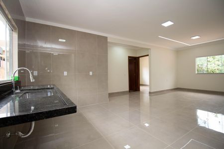 Casa de condomínio para alugar com 110m², 2 quartos e 1 vaga Casa de condomínio para alugar com 110m², 2 quartos e 1 vagaCozinha e Área de Serviço