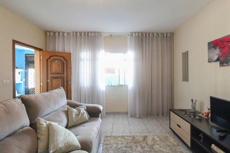 Casa à venda com 3 quartos, 148m² em Parque Novo Lar, São Paulo