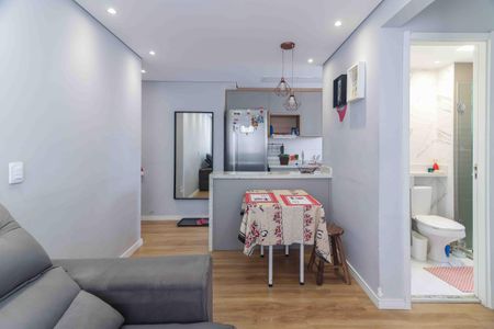 Sala de apartamento para alugar com 2 quartos, 41m² em Jardim Celeste, São Paulo