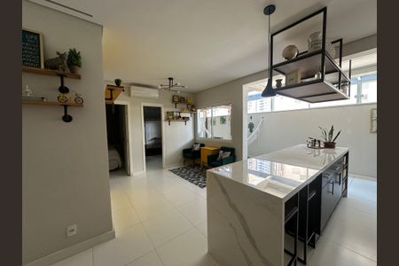Sala de apartamento à venda com 2 quartos, 61m² em Alphaville Empresarial, Barueri
