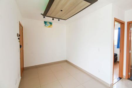 Sala de apartamento para alugar com 2 quartos, 44m² em Igara, Canoas