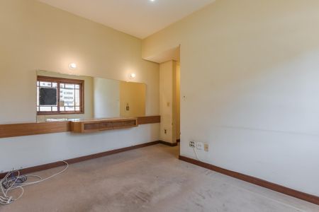 Suíte de apartamento para alugar com 3 quartos, 158m² em Petrópolis, Porto Alegre