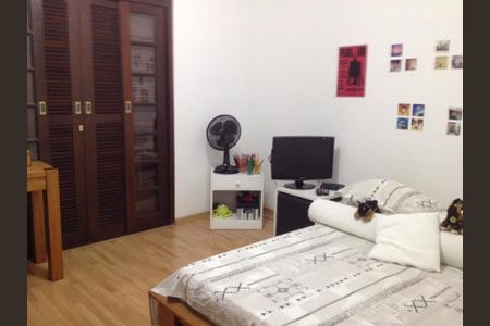 Casa à venda com 4 quartos, 298m² em Jardim São Paulo, São Paulo