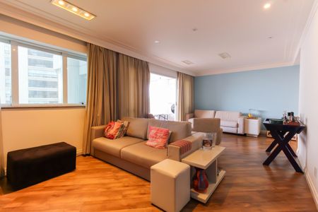 Sala de apartamento à venda com 4 quartos, 225m² em Vila Regente Feijó, São Paulo