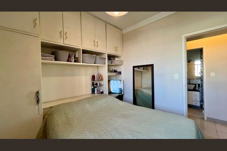 quarto  de apartamento à venda com 2 quartos, 55m² em Santa Efigênia, Belo Horizonte