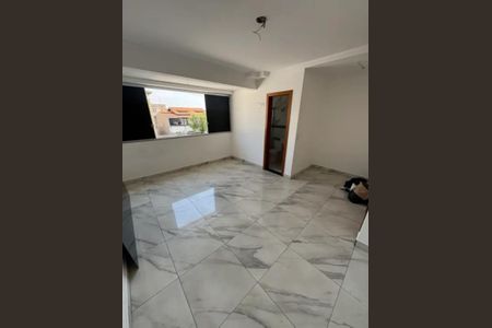 Quarto de casa à venda com 3 quartos, 105m² em Sinimbu, Belo Horizonte