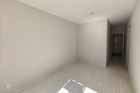 Sala de apartamento à venda com 2 quartos, 57m² em Vila Maria Eugênia, Campinas