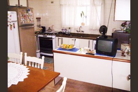 Casa à venda com 3 quartos, 190m² em Centro, Osasco
