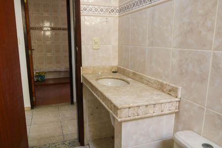 Banheiro - 1º Pavimento de casa para alugar com 3 quartos, 300m² em Abolição, Rio de Janeiro