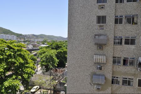 Apartamento para alugar com 2 quartos, 44m² em Tomás Coelho, Rio de Janeiro