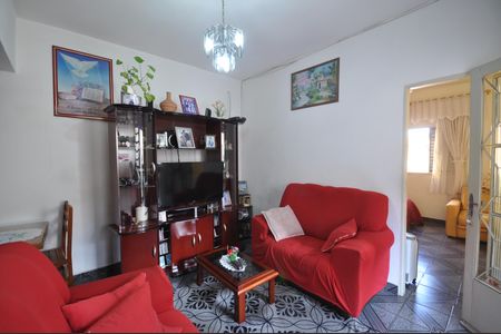 Sala de casa para alugar com 1 quarto, 80m² em Parque Edu Chaves, São Paulo