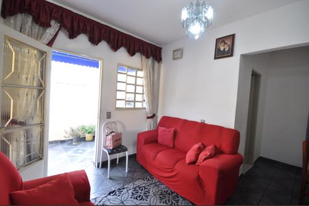 Sala de casa para alugar com 1 quarto, 80m² em Parque Edu Chaves, São Paulo