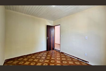 Quarto de kitnet/studio para alugar com 1 quarto, 30m² em Vila Santana, São Paulo