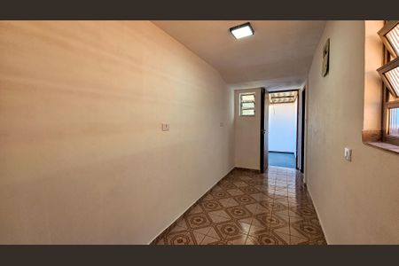 Sala de kitnet/studio para alugar com 1 quarto, 30m² em Vila Santana, São Paulo