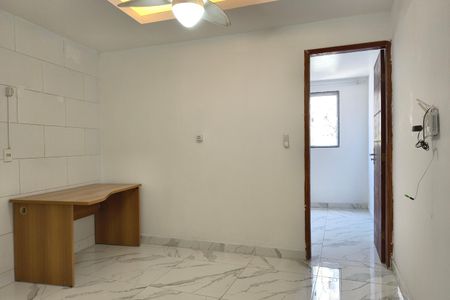 Sala/Cozinha de kitnet/studio para alugar com 1 quarto, 35m² em Anil, Rio de Janeiro