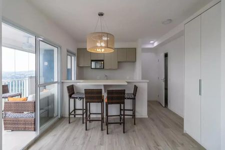 Apartamento para alugar com 1 quarto, 48m² em Alphaville Empresarial, Barueri