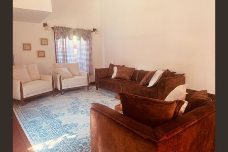 Casa à venda com 4 quartos, 350m² em Residencial Dez (Alphaville), Santana de Parnaíba