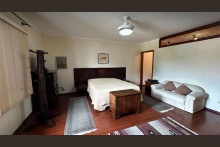 Casa à venda com 3 quartos, 230m² em Vila Carrão, São Paulo