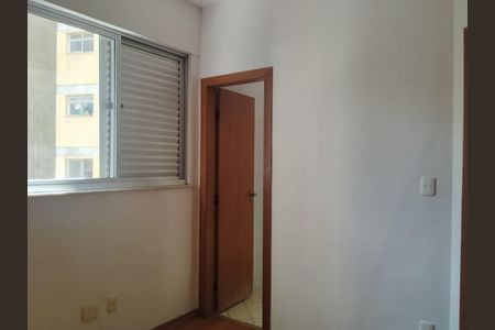 Apartamento à venda com 3 quartos, 75m² em Estoril, Belo Horizonte
