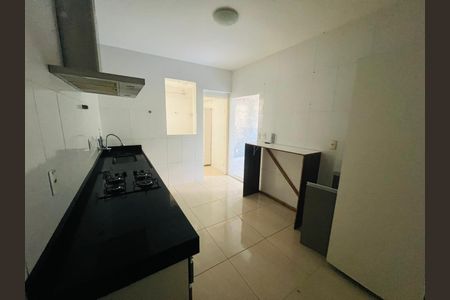 Cozinha de apartamento à venda com 3 quartos, 97m² em Alto Caiçaras, Belo Horizonte