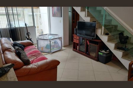 Casa à venda com 2 quartos, 73m² em Vila Curuçá, Santo André